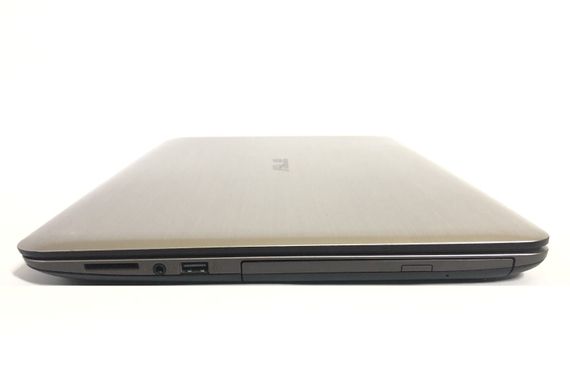 Ноутбук Б-клас Asus X556U / 15.6" (1920x1080) TN / Intel Core i7-6500U (2 (4) ядра по 2.5 - 3.1 GHz) / 8 GB DDR4 / 512 GB SSD / nVidia GeForce 940MX, 2 GB GDDR5, 64-bit / WebCam / DVD-ROM / Win 10 Home б/в + Подарунок Накопичувач Kingston 64 ГБ | Зображення 4