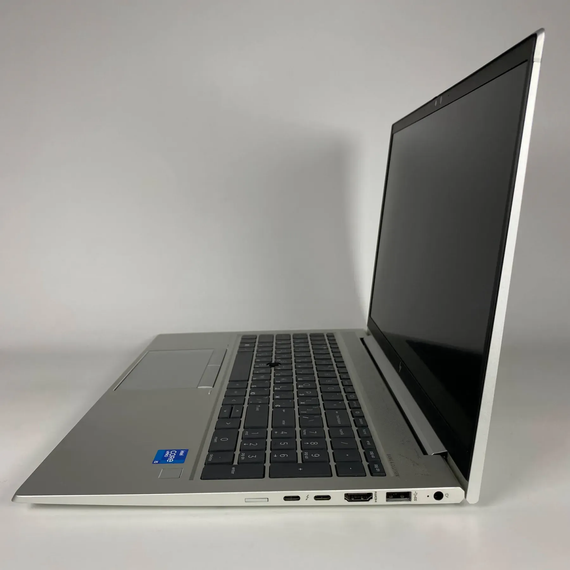 Ультрабук Б-класс HP EliteBook 850 G8 / 15.6" (1920x1080) IPS / Intel Core i5-1145G7 (4 (8) ядра по 2.6 - 4.4 GHz) / 16 GB DDR4 / 256 GB SSD / Intel Iris Xe Graphics / WebCam / USB Type-C / TouchID б/у + Подарок Беспроводная мышь / USB | Зображення 3