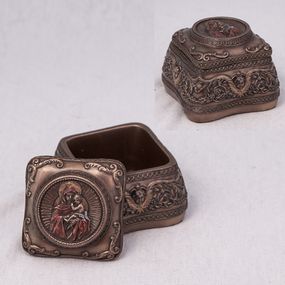 Скринька Марія з Ісусом на руках 6х5 см