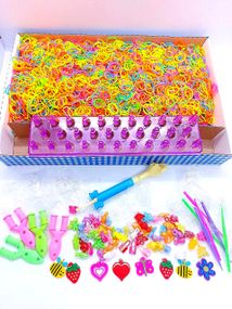 Набір гумок для плетіння 7000 шт Loom Bands - великий комплект з верстатом, гачками і підвісками