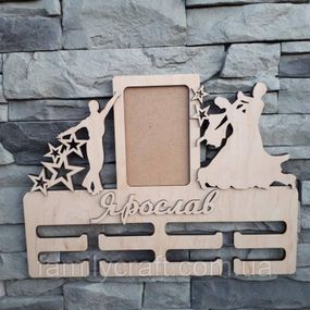 Медальниця з фоторамкою  Дерев'яний тримач для медалей Органайзер для нагород бальні танці