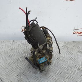 Блок ABS Nissan 100NX Sentra абс Ніссан Сентра 4760065Y00