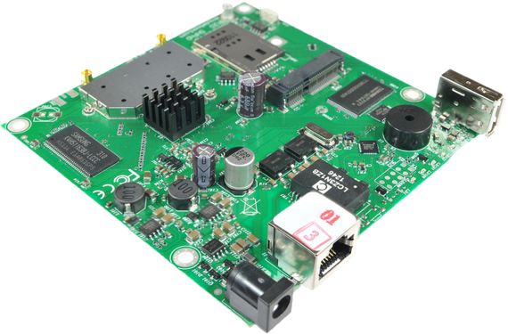 Маршрутизатор Mikrotik RB912UAG (RB912UAG-2HPnD), 600Mhz Atheros CPU, 64MB RAM, 1xGigabit