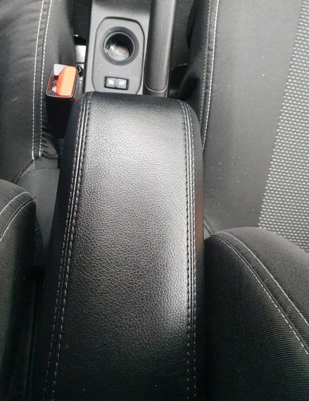 Подлокотник (в подстаканник) для Renault Duster 2018-2024 гг | Зображення 3
