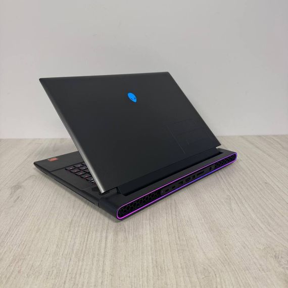 Ігровий ноутбук Б-клас Dell Alienware m16 R1 / 16" (2560x1600) IPS / AMD Ryzen 9 7845HX (12 (24) ядер по 3.0 - 5.2 GHz) / 16 GB DDR5 / 1000 GB SSD / nVidia GeForce RTX 4080, 12 GB GDDR6, 192-bit / WebCam б/в | Зображення 5