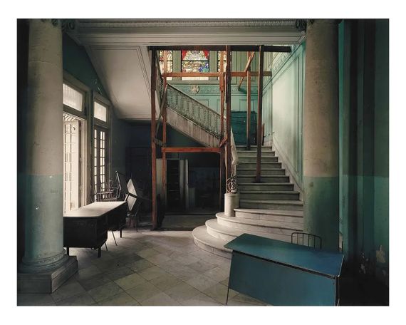 Книга альбом известных фотографов Роберт Полидори Robert Polidori: Havana книги про искусство фотографии | Зображення 4