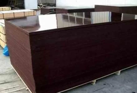 Фанера для опалубки ламінована 21х1250х2500 мм F/F гл/гл Україна (ОДЕК)