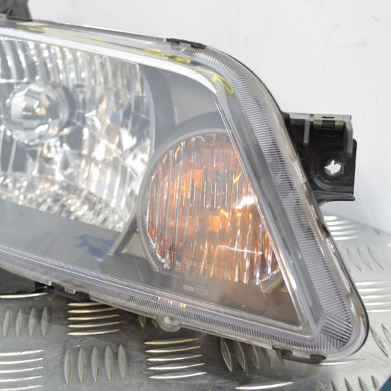 Фара права Mazda 323 BJ 2001-2003 рестайлінг Фара передня права Мазда 323 BL4D510K0D | Зображення 2