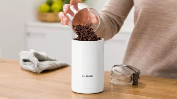 Кофемолка электрическая Bosch TSM6A011W для зернового кофе с мощным мотором | Зображення 4