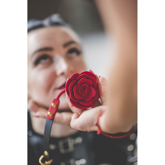 Кляп троянда із силікону та італійської шкіри Rose Ball Gag UPKO Sex Aura | Зображення 9