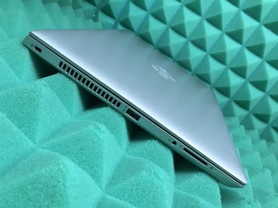 Ультрабук Б-класс HP ProBook 430 G5 / 13.3" (1366x768) TN / Intel Core i5-8250U (4 (8) ядра по 1.6 - 3.4 GHz) / 8 GB DDR4 / 128 GB SSD + 500 GB HDD / Intel UHD Graphics 620 / WebCam / Fingerprint / USB 3.1 / HDMI б/у | Зображення 6