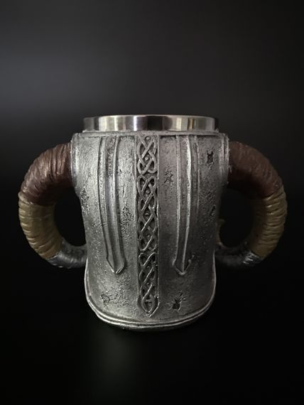 Кружка Вікінг Череп 3D — келих із епоксидної смоли та нержавіючої сталі 500мл | Зображення 3