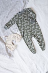 Чоловічки інтерлок принт Жираф від 1 до 18 месяців