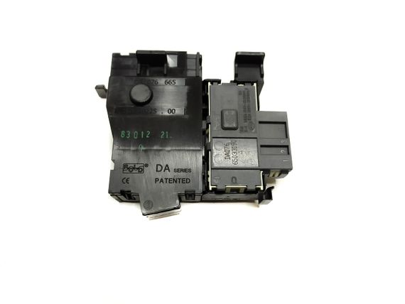 Замок люка пральної машини Indesit C00111494 | Зображення 1