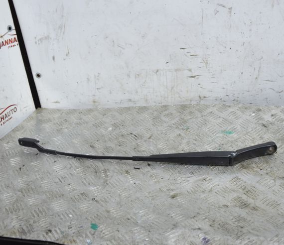 Повідець двірника передній правий Volkswagen Passat B6 2005-2010 Важіль склоочисника Фольксваген 3C1955410B