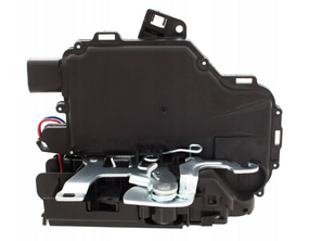 Skoda OCTAVIA I (96-10) замок дверей задній лівий 6 контактів, Шкода Октавія 5Z4839015