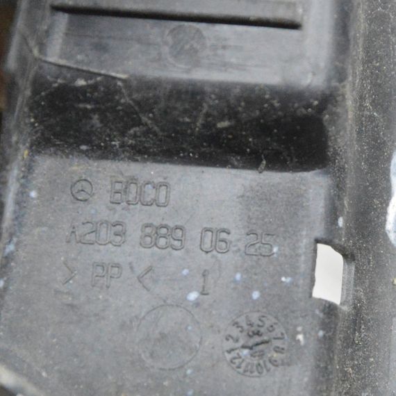 Кришка замка капота Mercedes C-Class W203 2000-2007 Корпус накладка замка капота Мерседес В203 A2038890725 | Зображення 4