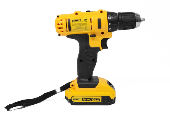 Акумуляторний шуруповерт DeWALT в кейсі з набором інструментів + 2 акумулятори та зарядне | Зображення 4