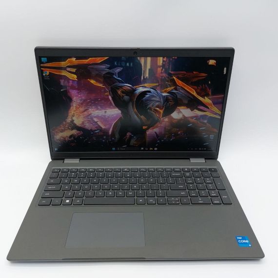 Ультрабук Dell Latitude 3540 / 15.6" (1920x1200) IPS / Intel Core i5-1335U (10 (12) ядер по 3.4 - 4.6 GHz) / 16 GB DDR4 / 256 GB SSD / Intel Iris Xe Graphics / WebCam б/у | Зображення 4