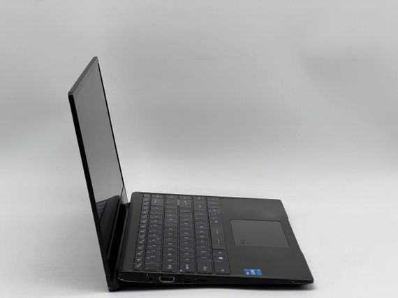Ультрабук Б-класс MSI Summit B14 A11M-077US / 14" (1920x1080) IPS / Intel Core i5-1135G7 (4 (8) ядра по 2.4 - 4.2 GHz) / 16 GB DDR4 / 512 GB SSD / Intel Iris Xe Graphics / WebCam б/у | Зображення 2