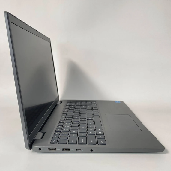 Ультрабук Dell Latitude 3540 / 15.6" (1920x1080) IPS / Intel Core i3-1215U (6 (8) ядер по 3.3 - 4.4 GHz) / 16 GB DDR4 / 256 GB SSD / Intel UHD Graphics / WebCam / HDMI б/у + Подарок Беспроводная мышь USB | Зображення 3