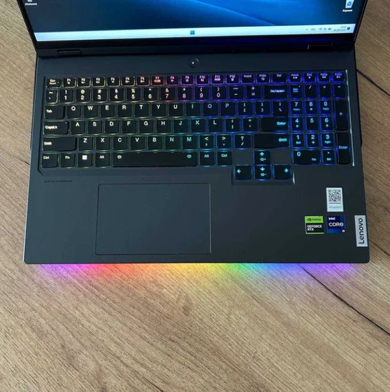 Ноутбук Lenovo Legion Pro 16IRX8H 2K 240Hz i9 13900HX 16Gb SSD 1Tb RTX 4090 Б/В | Зображення 3