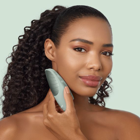Електронна звукова термо щітка для обличчя GESKE Sonic Thermo Facial Brush 6в1 green | Зображення 3