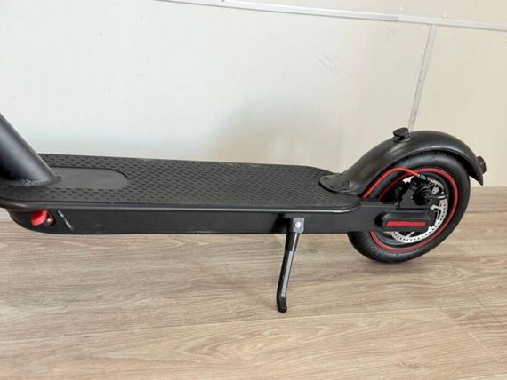 Електросамокат Maraton A11 350W 36V 7.6Ah до 30 км/год складаний електросамокат з Bluetooth | Зображення 3