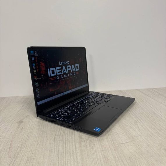 Ігровий ноутбук Lenovo IdeaPad Gaming 3 15IHU6 / 15.6" (1920x1080) IPS / Intel Core i5-11320H (4 (8) ядра по 2.5 - 4.5 GHz) / 16 GB DDR4 / 512 GB SSD / nVidia GeForce RTX 3050, 4 GB GDDR6, 128-bit / WebCam б/в | Зображення 2
