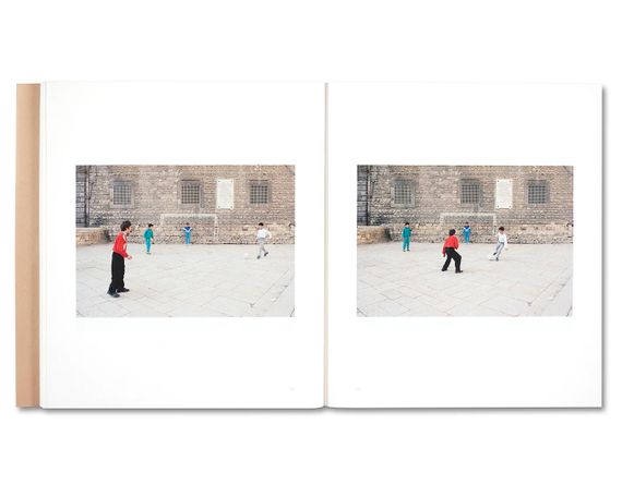 Книга альбом известных фотографов про Италию Luigi Ghirri: Puglia книги про уличную фотографию Луиджи Гирри | Зображення 9