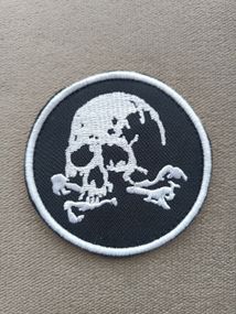 Шеврон череп (черный)