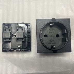 Розетка мережна AC-03/RG-02 UPS EU 16A Black для інвертора безперебійника