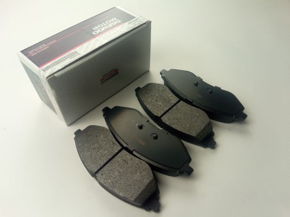 Колодки передні гальмівні Aveo, Daewoo Motor (Корея) (не плутати з GM!!) (96534653)