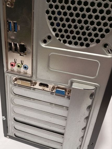 ПК GameMax ET-201 Tower / Intel Core i5-4460 (4 ядра по 3.2 - 3.4 GHz) / 8 GB DDR3 / 320 GB HDD / nVidia GeForce 210, 1 GB DDR3, 64-bit / 350W б/в | Зображення 3