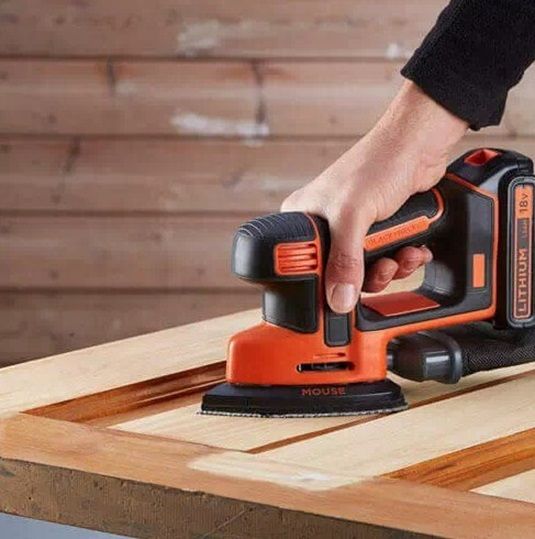 Шліфмашина вібраційна акумуляторна Black&Decker з АКБ та ЗП BDCDS18 | Зображення 2