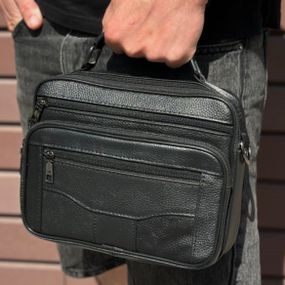 Чоловіча сумка-барсетка з ручкою шкіряна з ременем через плече чорна BEXHILL BX-14440B