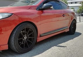 Боковые Пороги DPT (грунтованные под покраску) для Renault Megane III 2009-2016 гг