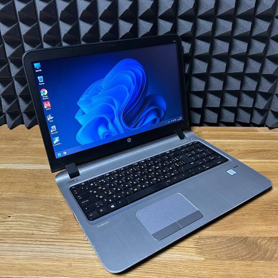 Ноутбук HP ProBook 450 G3 / 15.6" (1366x768) TN / Intel Core i5-6200U (2 (4) ядра по 2.3 - 2.8 GHz) / 8 GB DDR3 / 256 GB SSD / Intel HD Graphics 520 / WebCam б/у | Зображення 2