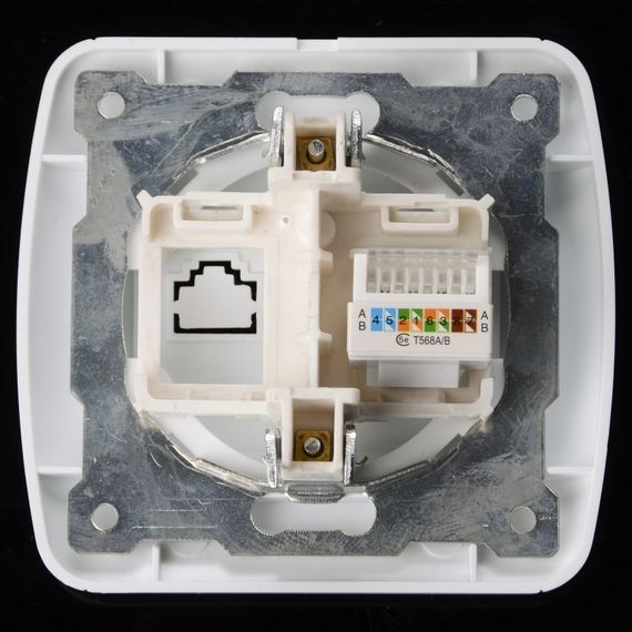 Розетка компьютерная белая MB-1PC wh | Зображення 1