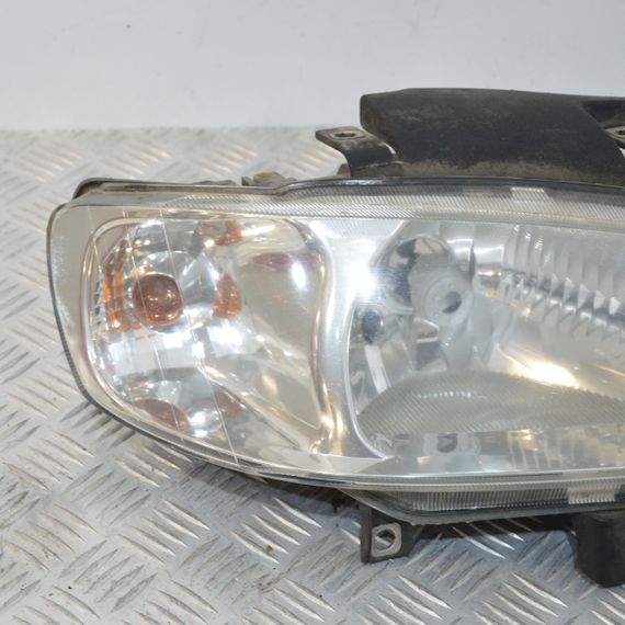 Фара передня права Seat Ibiza II 1999-2002 Сеат Ібіца 6K1941032A | Зображення 1