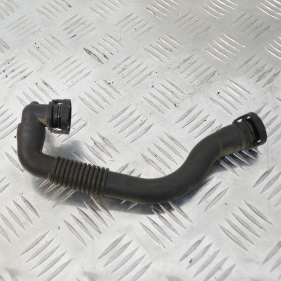 Трубка вентиляції картерних газів Volkswagen Golf IV 1997-2005 Патрубок вентиляції картера Фольксваген Гольф 4 066103474B | Зображення 1