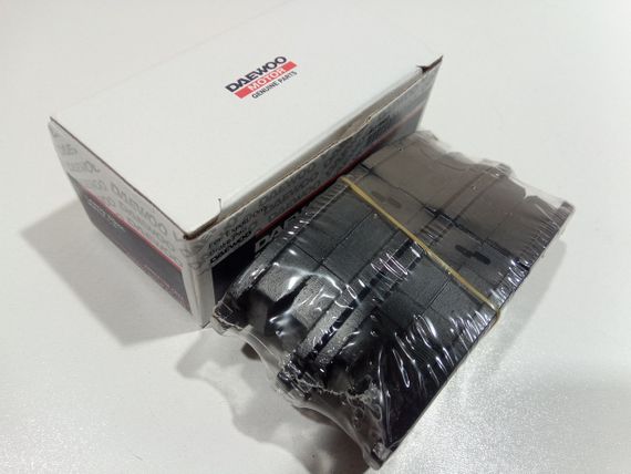 Колодки передні гальмівні Lanos 1.5, Daewoo Motor (Корея) (не плутати з GM!!!) (96316582) (96281945)