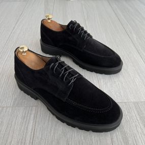 Стильные замшевые туфли на грубой подошве 40 размер