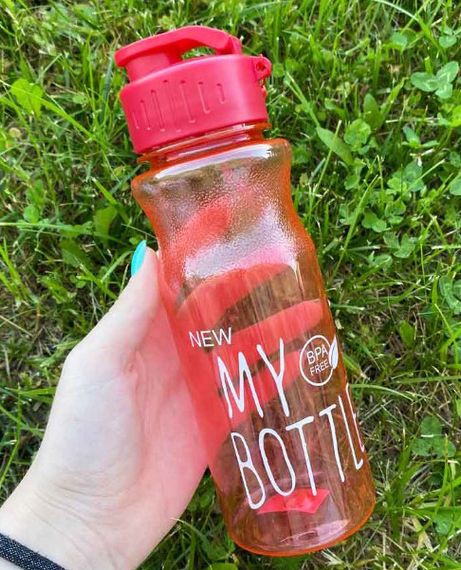 Пляшка для води та напоїв My Bottle 600 мл дорожня пластикова Червона