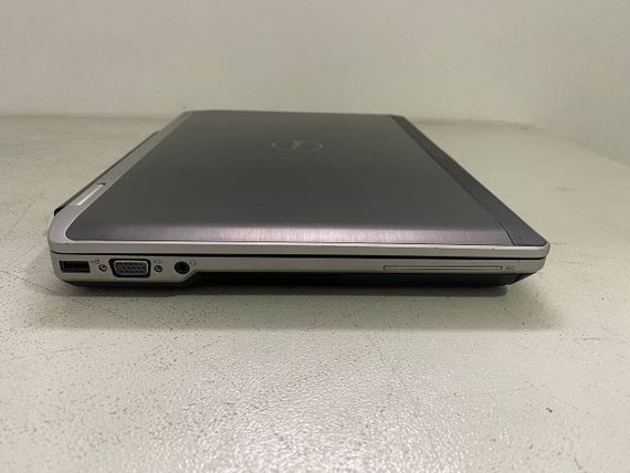 Ноутбук Б-клас Dell Latitude E6430 / 14" (1366x768) TN / Intel Core i7-3740QM (4 (8) ядра по 2.7 - 3.7 GHz) / 8 GB DDR3 / 240 GB SSD / nVidia NVS 5200M, 1 GB GDDR5, 64-bit / WebCam / DVD-ROM б/в | Зображення 2