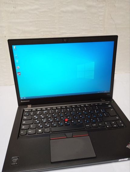 Ультрабук Б-класс Lenovo Thinkpad T450s / 14" (1366x768) TN / Intel Core i5-5200U (2 (4) ядра по 2.2 - 2.7 GHz) / 8 GB DDR3 / 128 GB SSD / Intel HD Graphics 5500 / WebCam б/у | Зображення 1