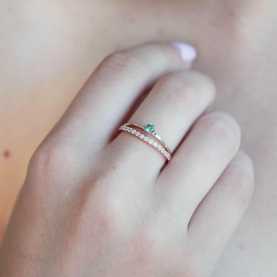 Кольцо из красного золота с зеленым фианитом 20 | Зображення 1