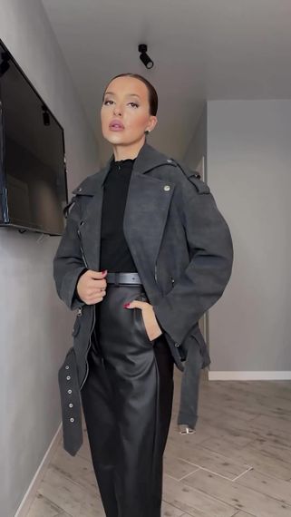 Штани прямого силуету жіночі з ефектом втягування | Зображення 4