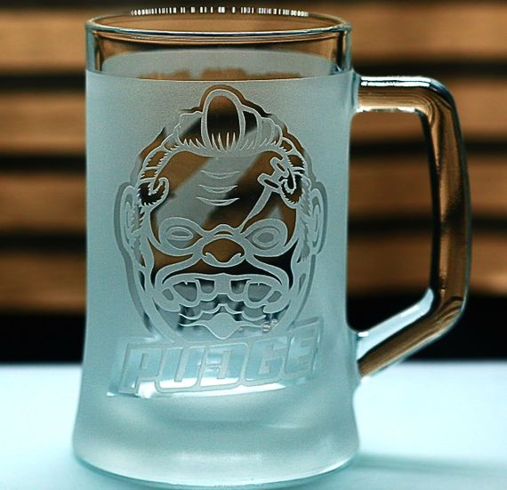 Пивний келих з ручкою Dota 2  Дота 2 з гравіюванням Pudge 670 мл скляний кухоль сувенір для геймера | Зображення 3