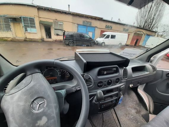 Полка на панель (2000-2006, тип-1) CDI для Mercedes Sprinter | Зображення 1